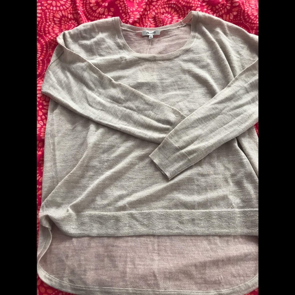 Lights soft beige sweater